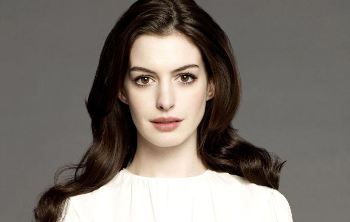 Anne Hathaway Phone Number, Contact Address, Fan Mail Address, Email Id