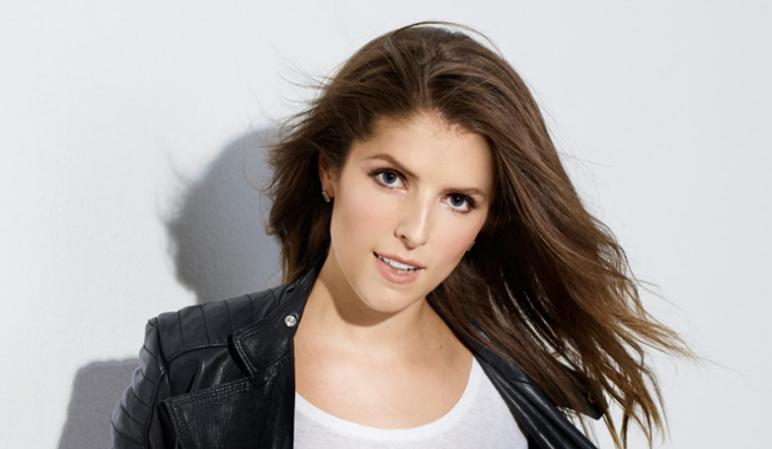 Anna Kendrick Body Measurements, Height, Weight, Bra Size, Shoe Size
