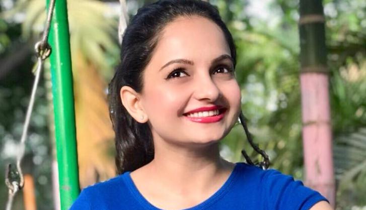Giaa Manek Phone Number, House Address, Email ID, Contact Details