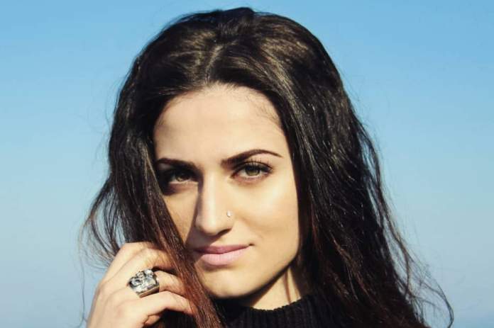 Elif Khan Phone Number, House Address, Email ID, Contact Details