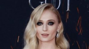 Sophie Turner Body Measurements, Height, Weight, Bra Size, Shoe Size