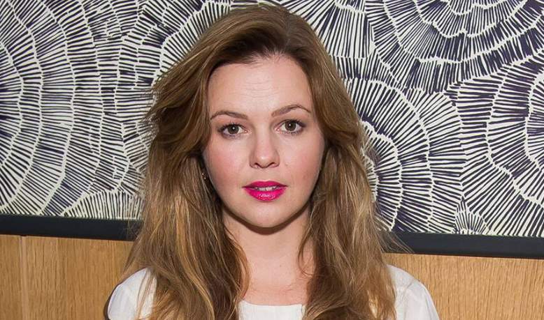 Amber Tamblyn Body Measurements, Height, Weight, Bra Size, Shoe Size