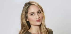 Cinta Laura