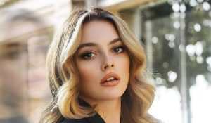 Melis Sezen