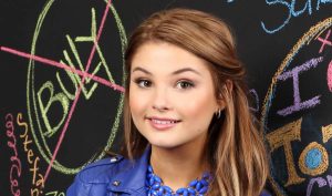 Stefanie Scott