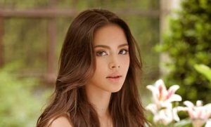Urassaya Sperbund