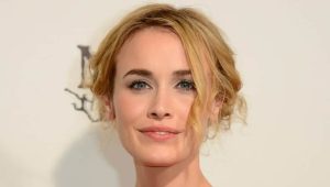 Dominique McElligott