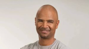 Dondré Whitfield