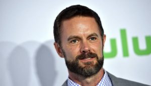 Garret Dillahunt