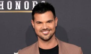 Taylor Lautner