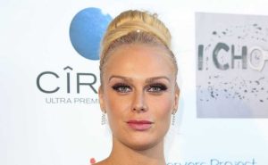 CariDee English