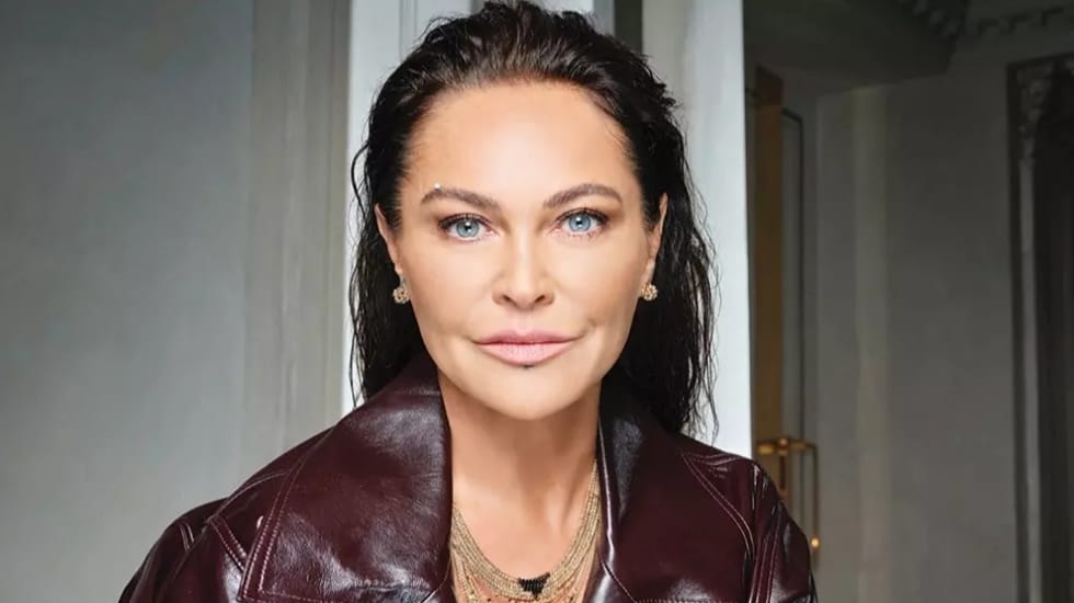 Hulya Avsar Hulya Avsar