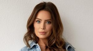 Yoanna House
