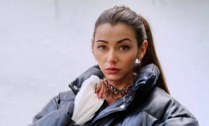 Eleanor Calder