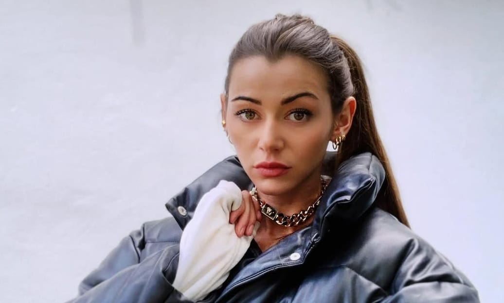 Eleanor Calder Eleanor Calder