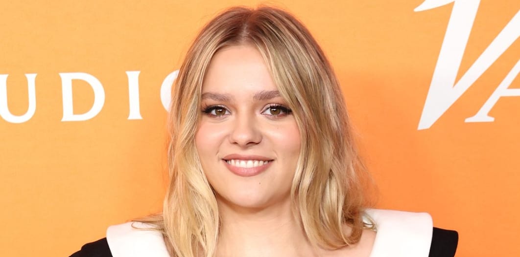 Maisy Stella