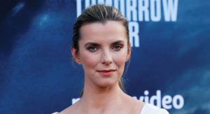 Betty Gilpin