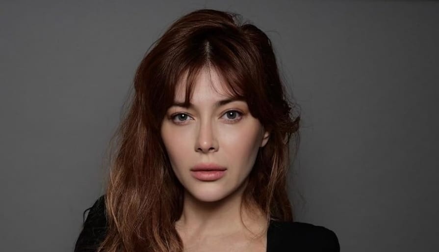 Elena Satine